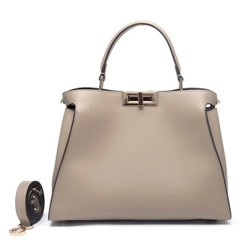 The ERICA Genuine Leather Shoulder Bag – Sophisticated, Spacious, and Versatile Beige Medium